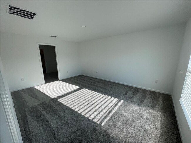 Building Photo - 2730 Sunkissed Dr