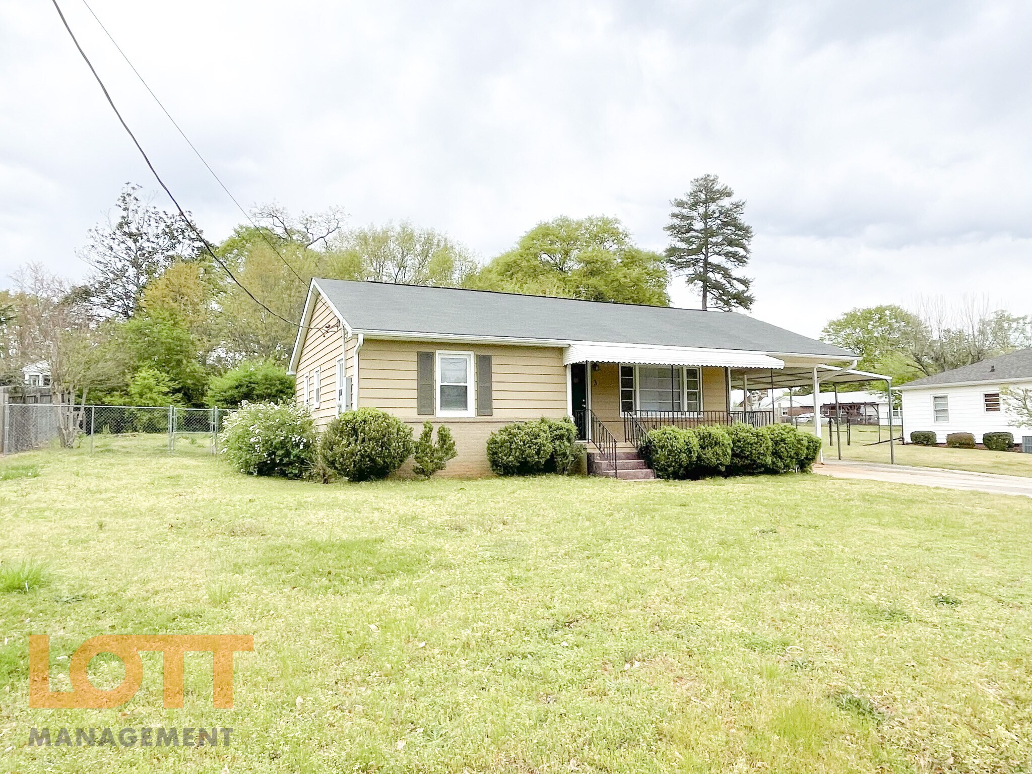 Building Photo - 3 Juanita Ct