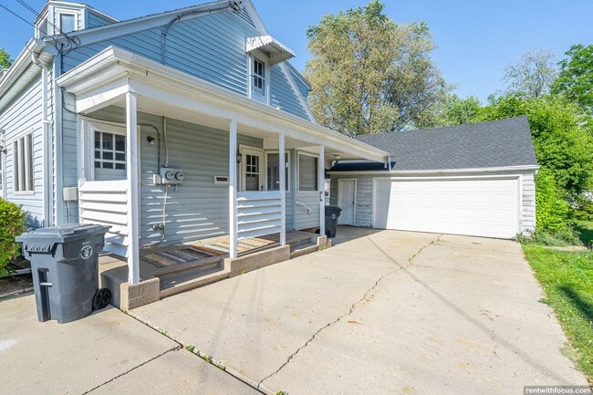 Building Photo - 524 Harrison St