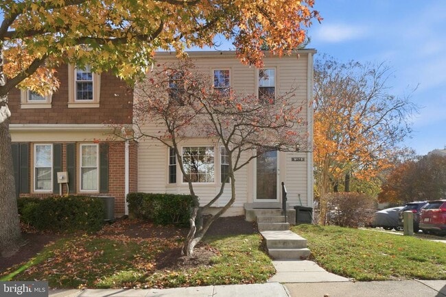 Building Photo - 9175 Broken Oak Pl