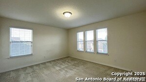 Building Photo - 1323 Hummingbird