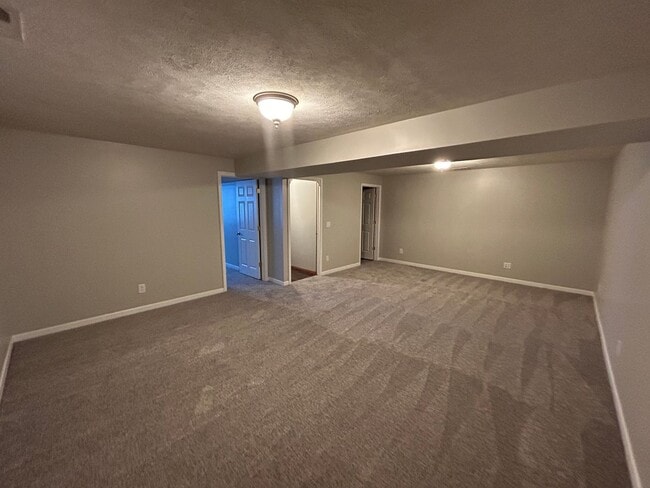 Building Photo - 7354 Mercy Ln