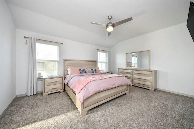 Building Photo - 28938 Yukon River Ct
