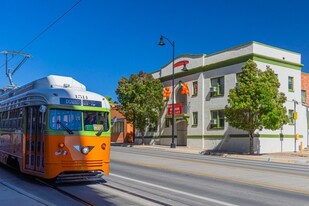 Building Photo - Oregon Pearl