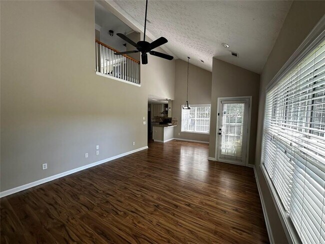 Building Photo - 3924 Riverstone Dr