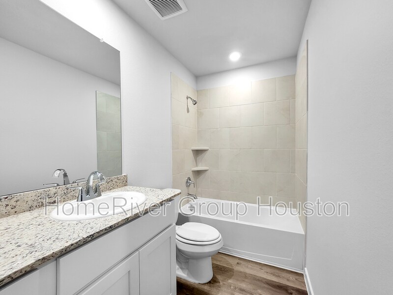 Building Photo - 10759 Red Flagstone Dr