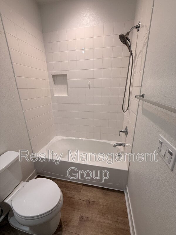 Building Photo - 8711 Aruba Ln