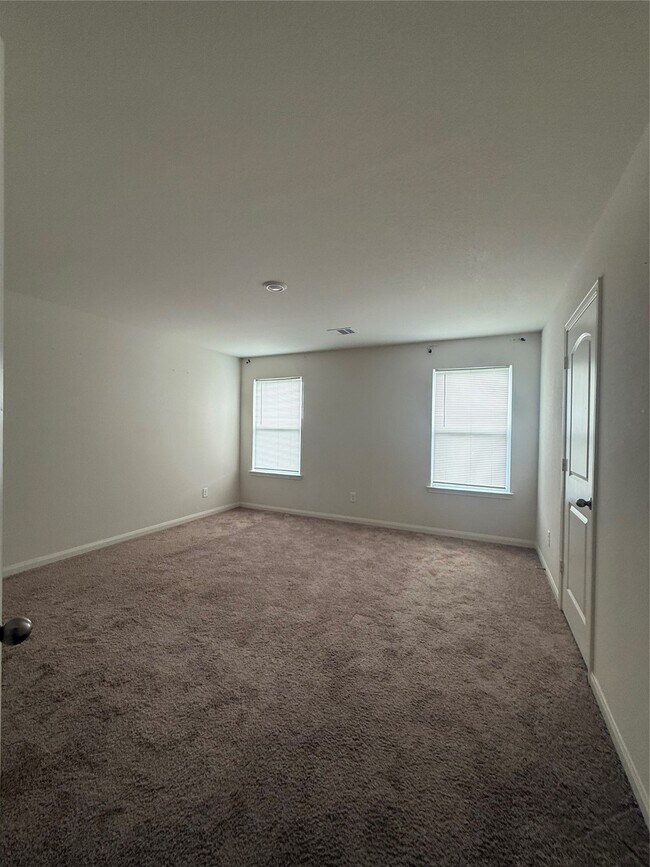 Building Photo - 473 Amberwood Pk Dr
