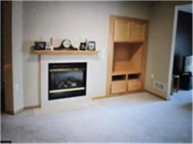 Building Photo - 7445 Timber Crest Dr S