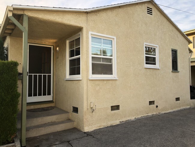 Building Photo - 11471 Cumpston St