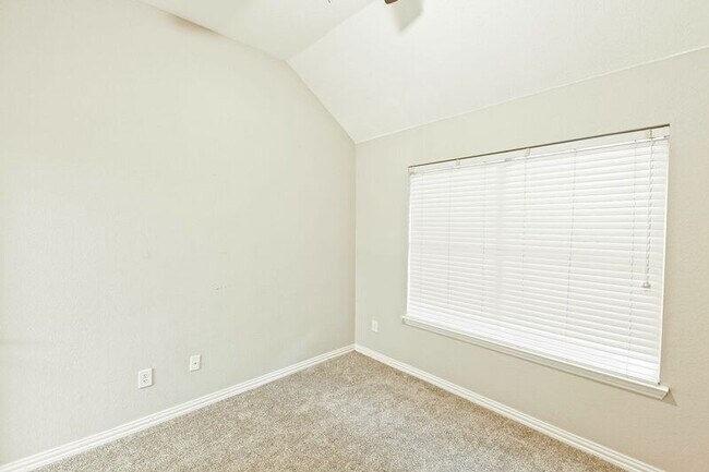 Building Photo - 3643 Copper Stone Dr