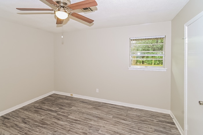 Building Photo - 175 Lawrence St