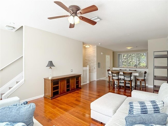 Building Photo - 3133 Bayshore Oaks Dr