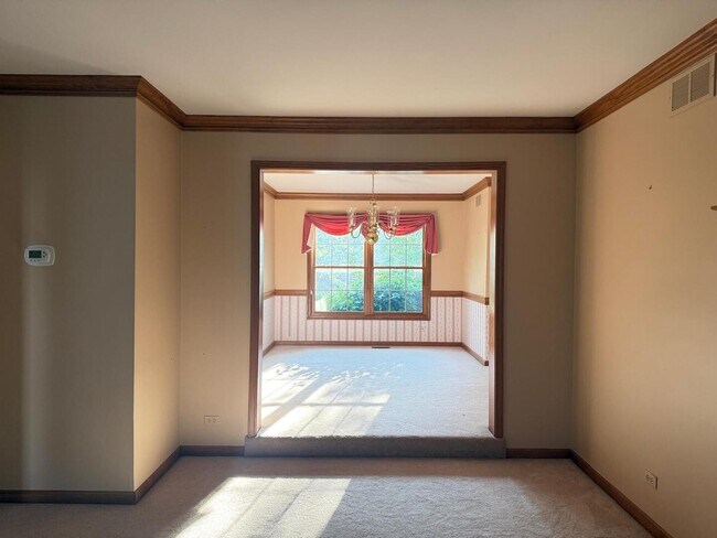 Building Photo - 2286 Brookside Ln