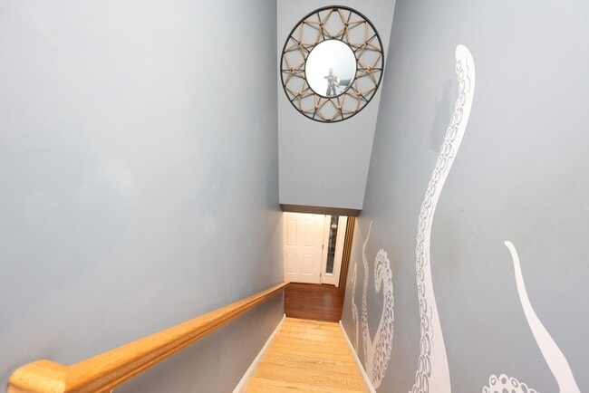Building Photo - 55 Glenrose Ave