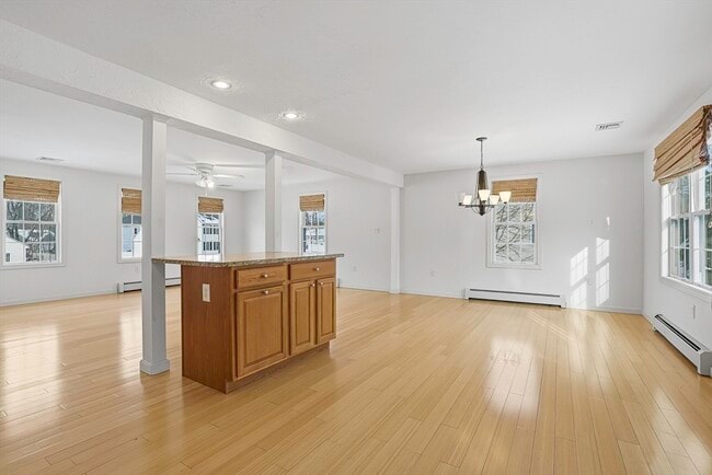 Building Photo - 55 Arrowwood Dr