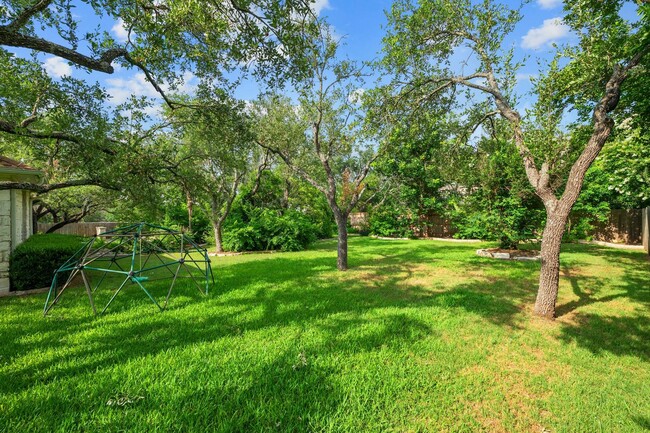 Building Photo - Stunning Single-Story Home in The Uplands