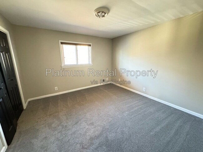 Building Photo - 3953 Sunflower Way NW
