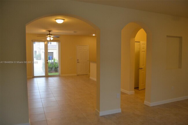 Building Photo - 9321 SW 171st Ct