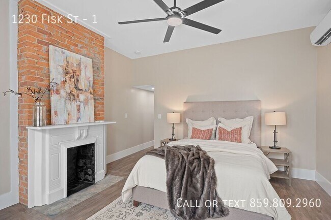Building Photo - 1230 Fisk St