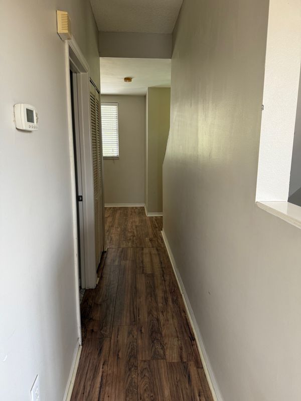 Building Photo - 5681 Bentgrass Dr