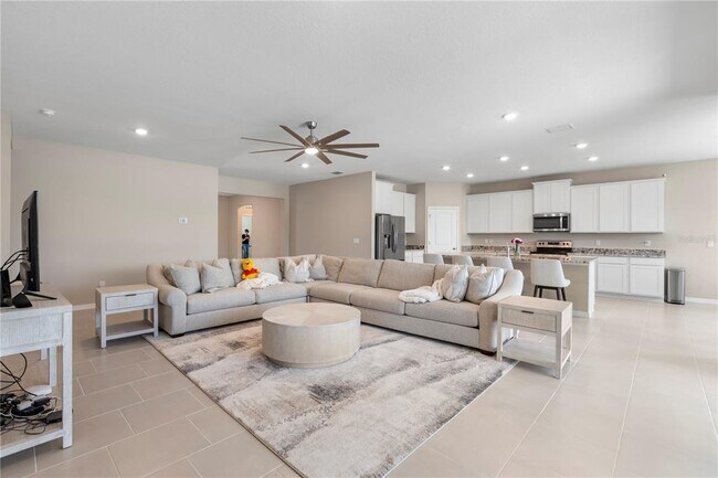 Building Photo - 33700 Hamilton Hl Ln