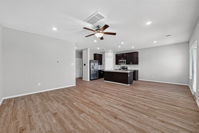 Building Photo - 21522 Autumn Summit St