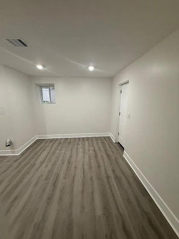 Building Photo - 1105 Quincy Ave