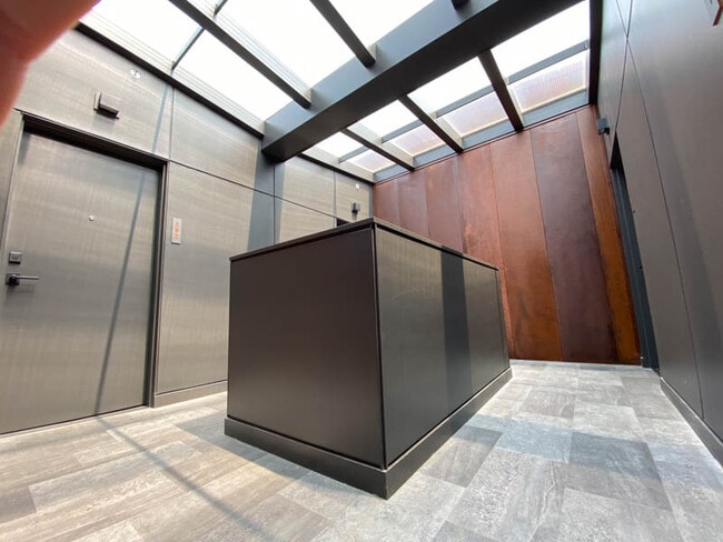 Building Photo - 109 N Gregson St