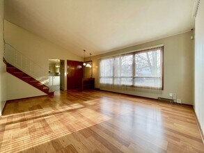 Building Photo - 5366 Effingham Dr SE