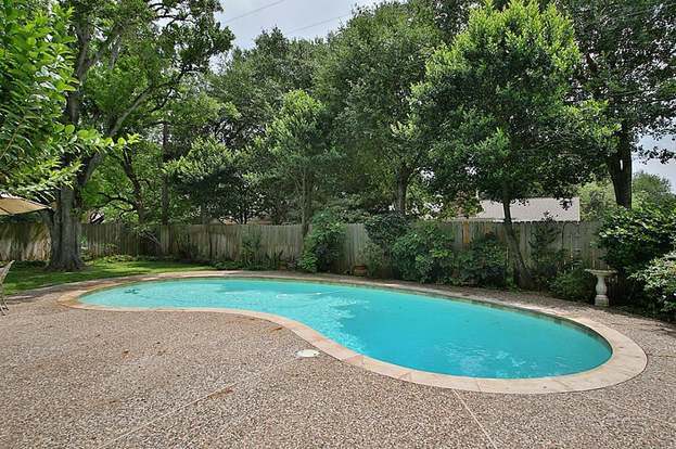 Building Photo - 9423 Highmeadow Dr