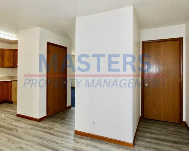 Building Photo - 2242 Kent St