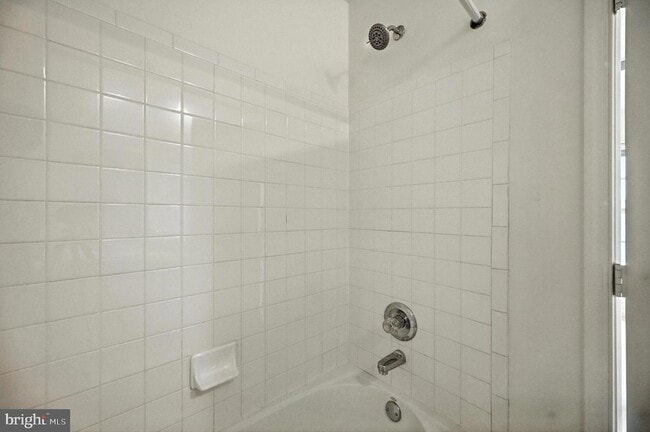 Building Photo - 6949 Banchory Ct