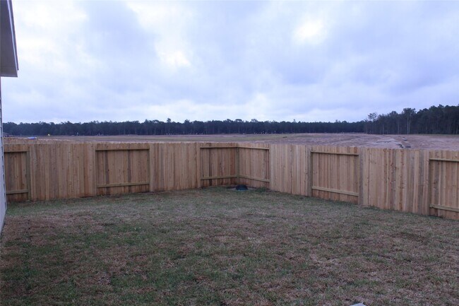 Building Photo - 9699 Caney Trails Rd