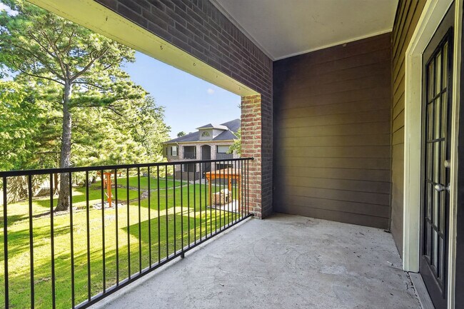 Building Photo - 5750 N Major Dr