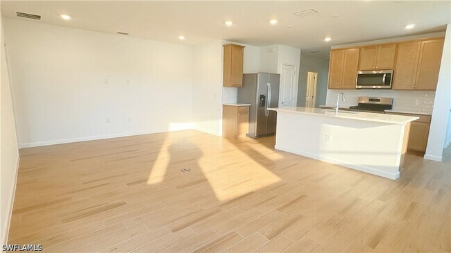 Building Photo - 16922 Sage Ter