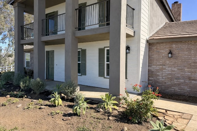 Building Photo - 21910 Hansen Ave