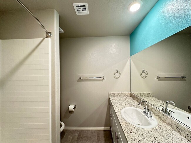 Building Photo - 5370 White Butterfly St