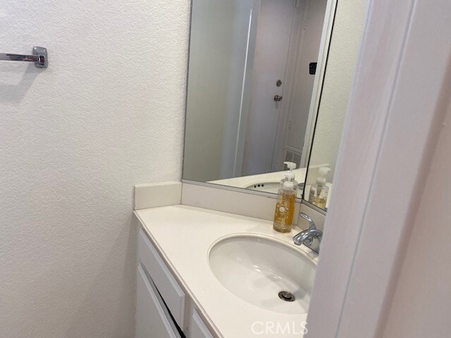 Building Photo - 26941 Stonehaven