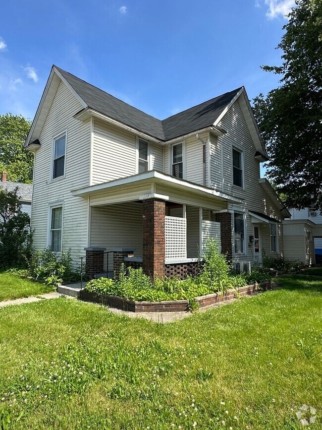 Building Photo - ?? Spacious 3BR/2BA Home in Lafayette – Pe...