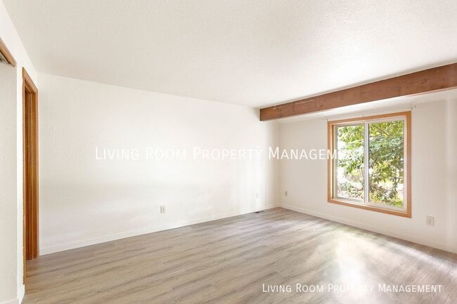 Building Photo - 9809 SW 49th Ave