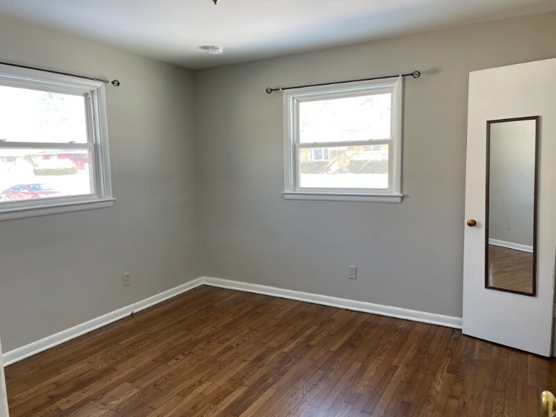 Building Photo - 4919 Fuller Dr