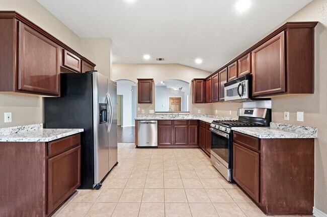 Building Photo - 920 Coronation Way