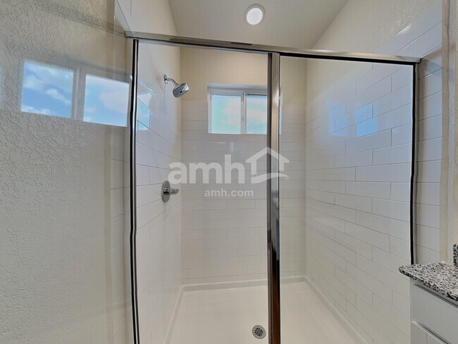 Building Photo - 2716 Geronimo Creek