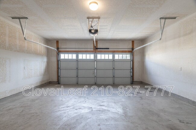 Building Photo - 272 Sapphire Dr