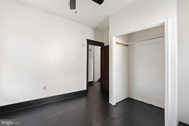 Building Photo - 724 Ash Ave