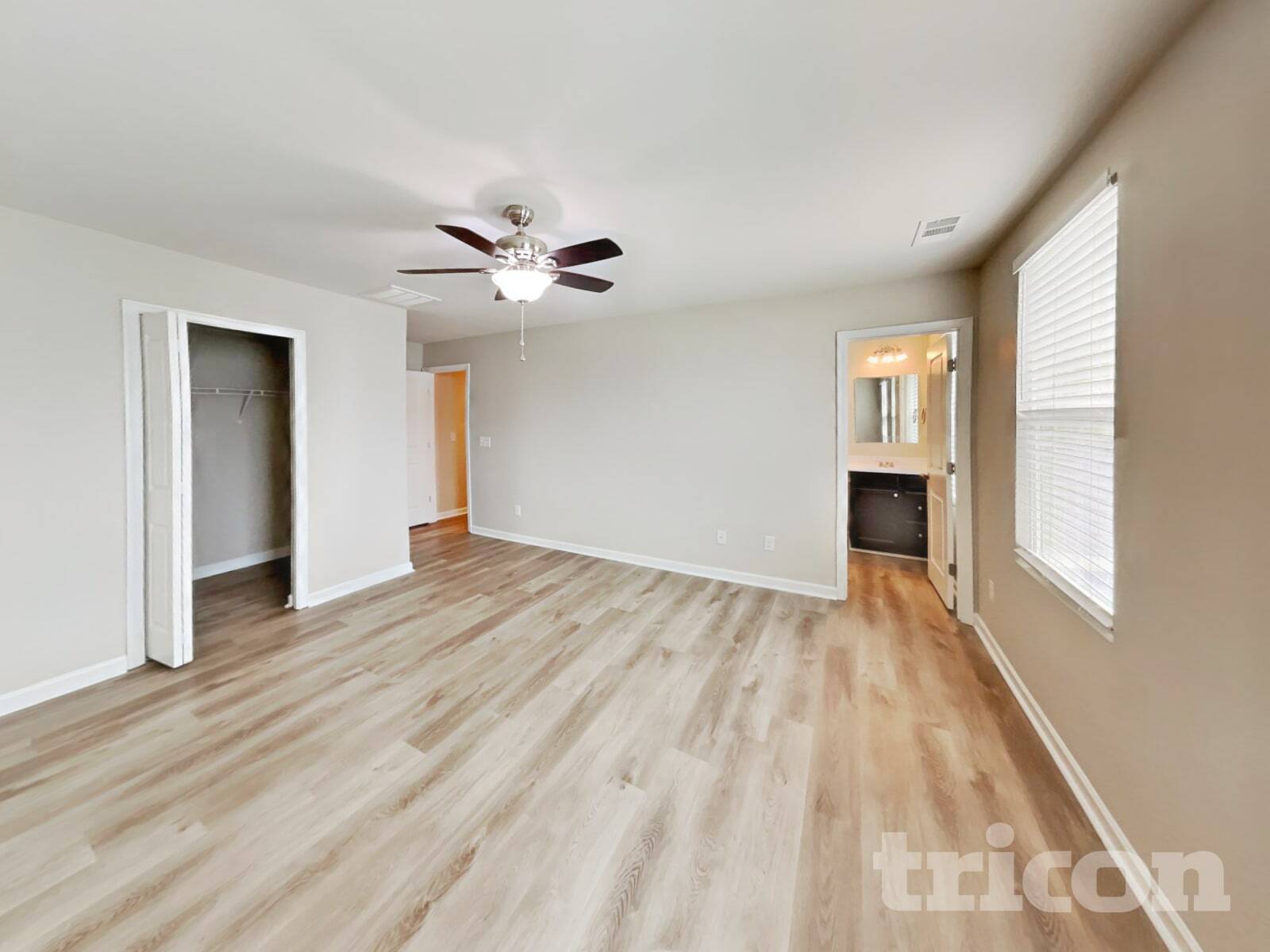 Building Photo - 2424 Solomon Ln