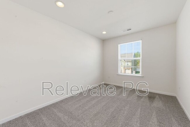 Building Photo - 8907 Ringview Dr