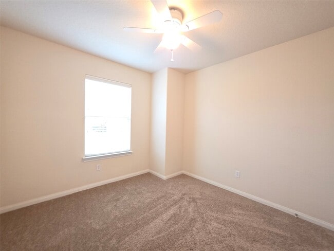 Building Photo - 163 Snug Harbor Dr