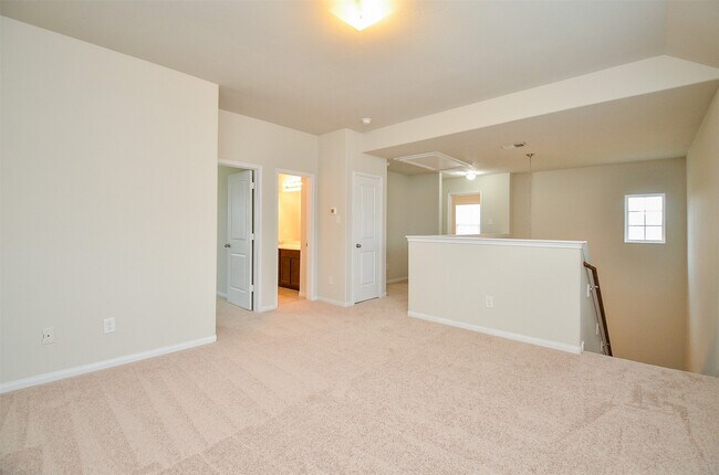 Building Photo - 24902 Alberti Sonata Dr